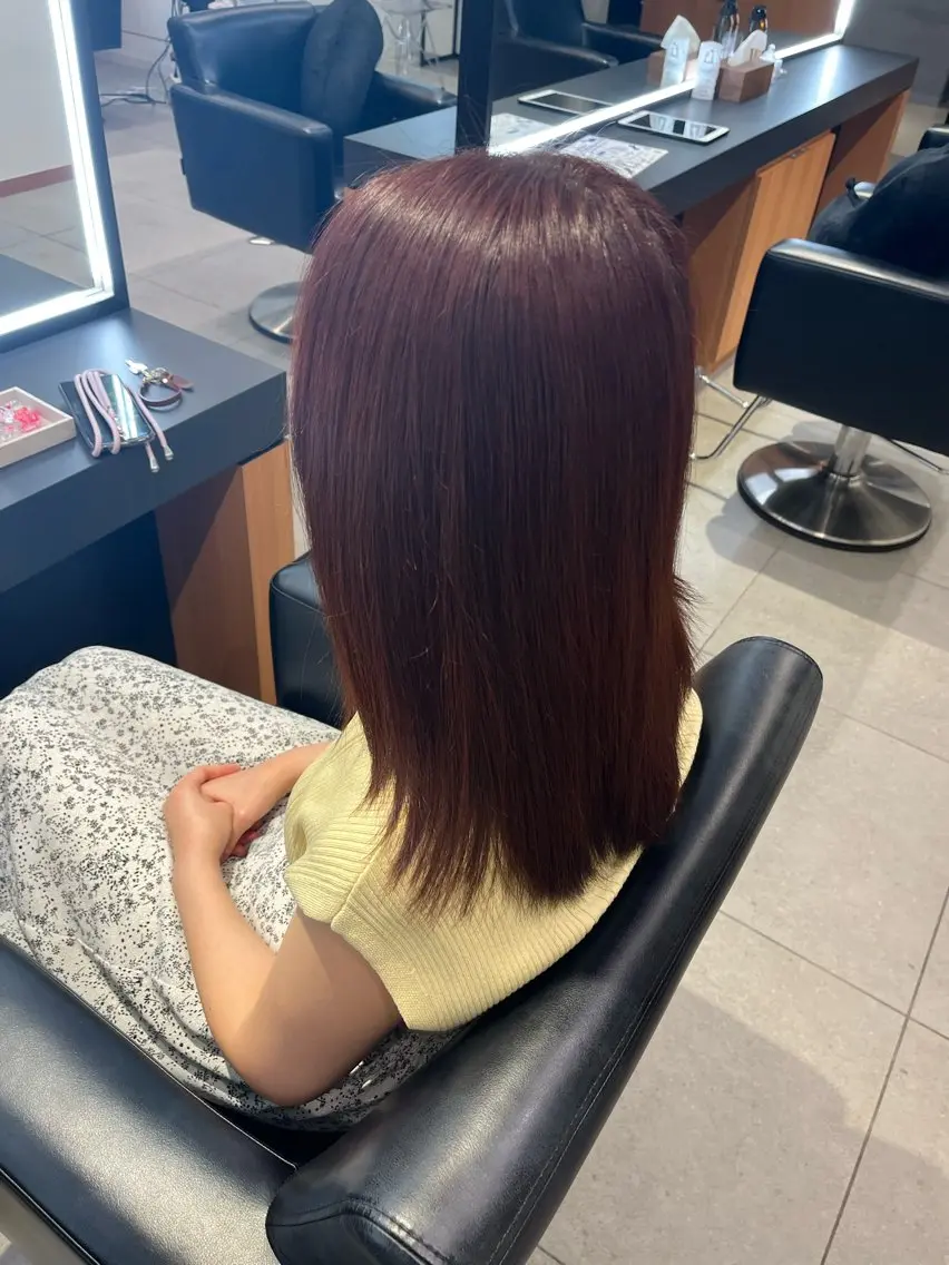 セミロング カラー レッドカラー ERII /伏見 カットモデル募集中！のヘアスタイル
