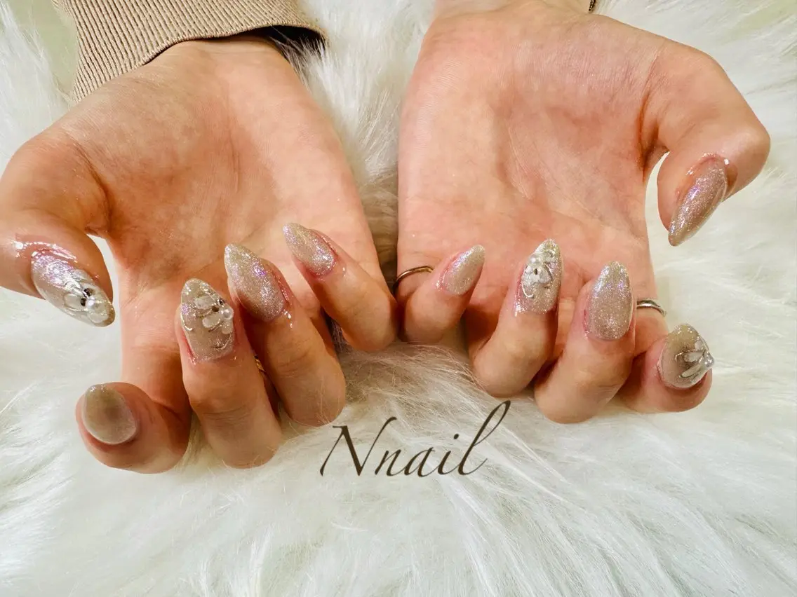ネイル アートネイル フラワーネイル マグネットネイル 持ち込み ハンドネイル 🌿Nnail🌿 プライベートサロンのネイルデザイン