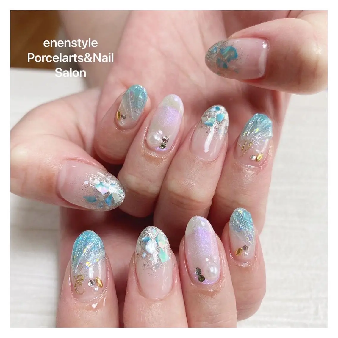 ミディアム ネイル ハンドネイル 🐾enen style 🐾のネイルデザイン