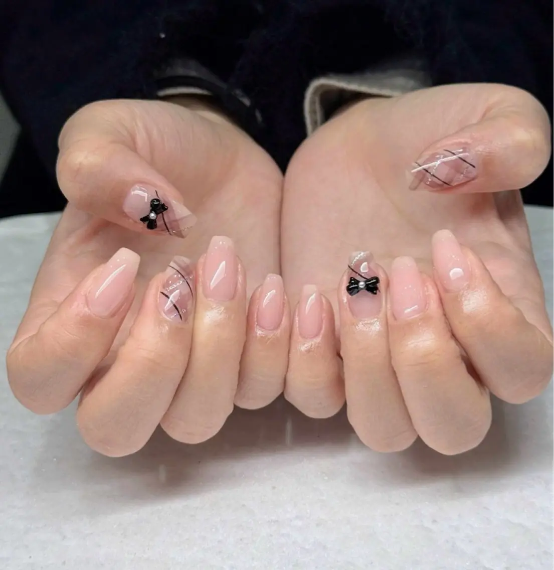 ネイル オーロラネイル ブルー チークネイル フットネイル フレンチネイル ハンドネイル GIN NAILのネイルデザイン