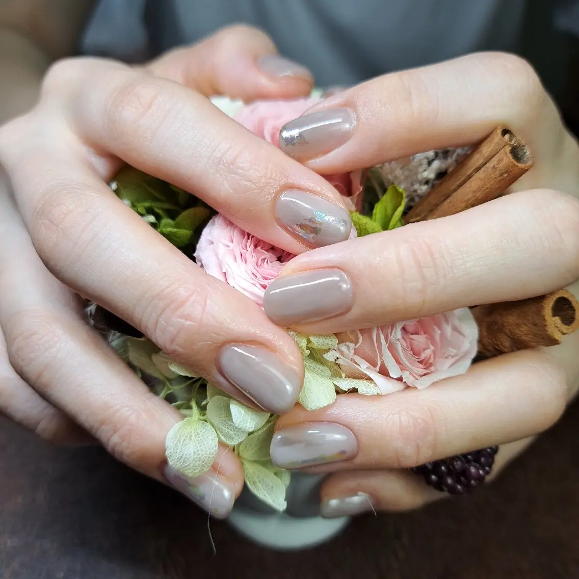 ネイル シンプルネイル HAYASHI  Nのネイルデザイン