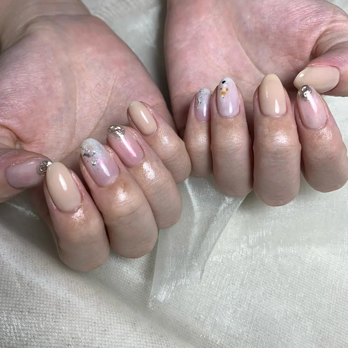 ネイル ハンドネイル 里見 麗のネイルデザイン
