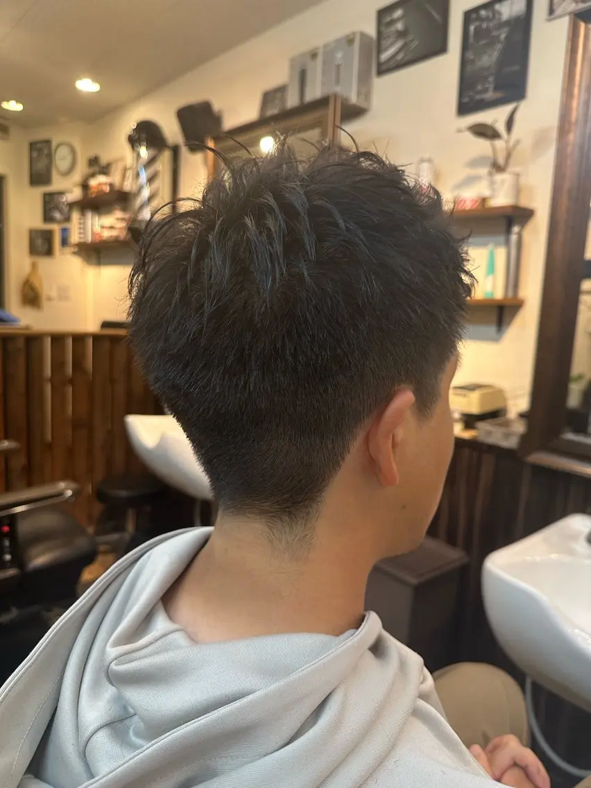 ショート メンズ 刈り上げ 小沼 晴翔のヘアスタイル