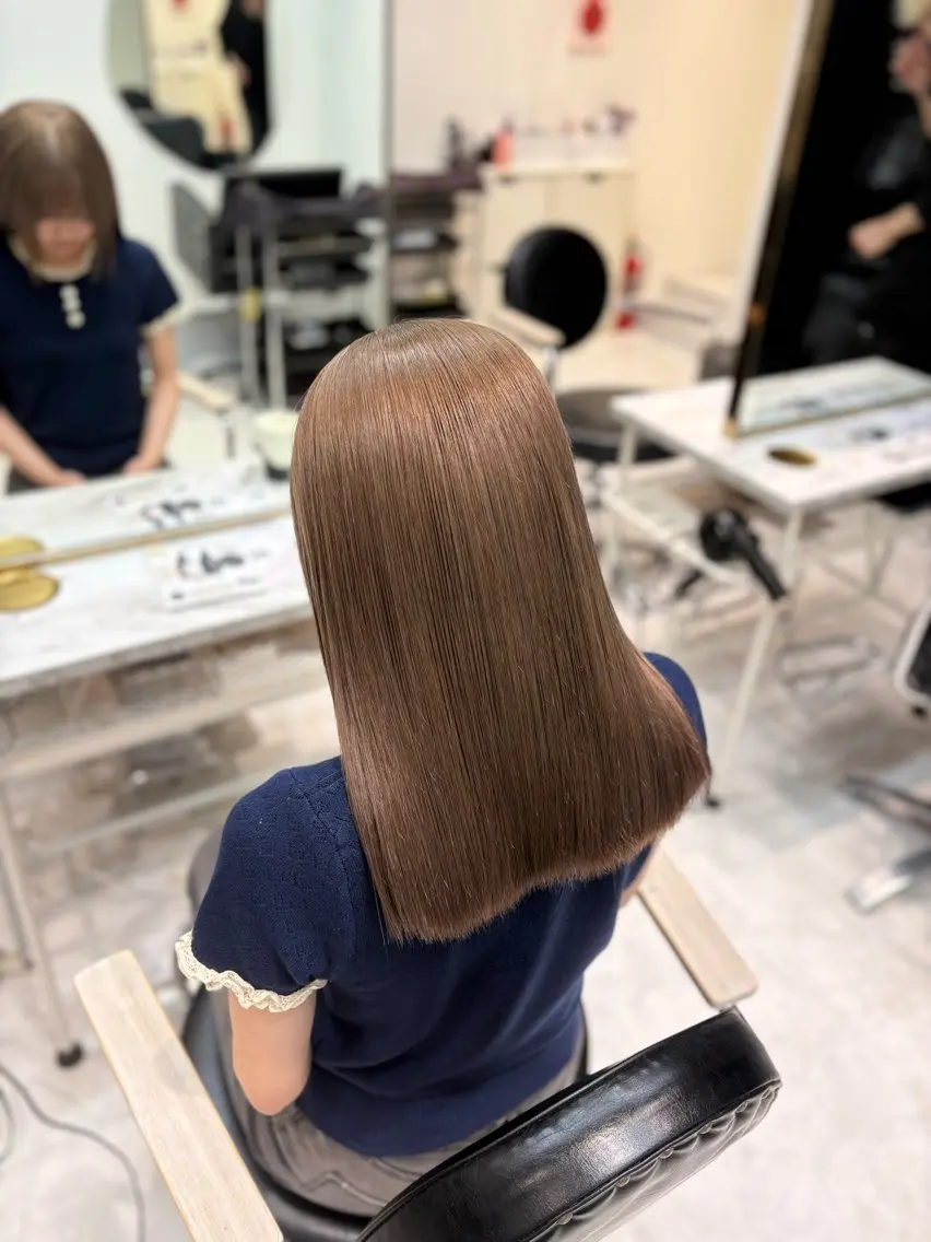ロング カラー ベージュカラー ミルクティーベージュ ヘアカラー トリートメント ヘアセット 色落ち綺麗🩰ハイ トーン🎀RINKAのヘアスタイル