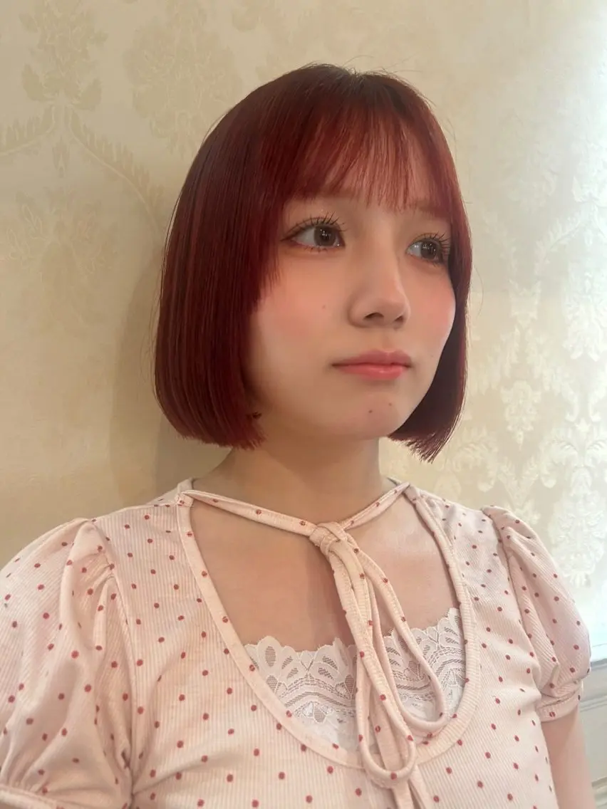 ショート カラー スギヤマ シユのヘアスタイル