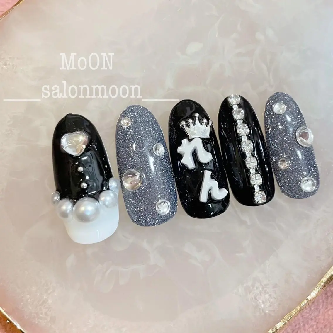 ネイル ハンドネイル ハンドケア MoON...❤︎ MeGuのネイルデザイン