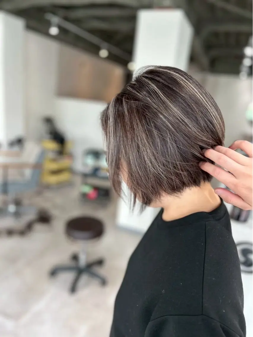 ショート カラー 大和市の白髪ぼかし 職人￤柳川拓哉のヘアスタイル