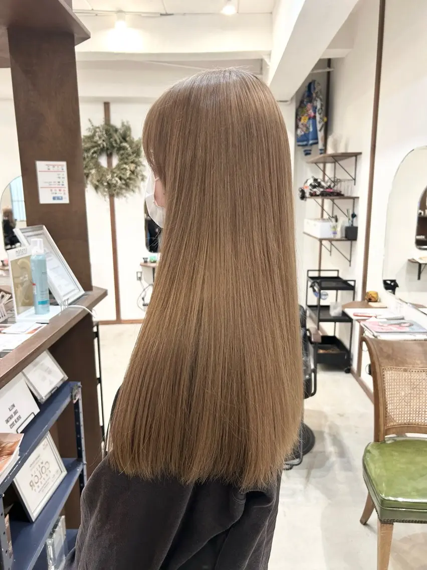 ロング カラー ベージュカラー ミルクティーベージュ 垢抜けヘア🐈‎🤍 mioのヘアスタイル