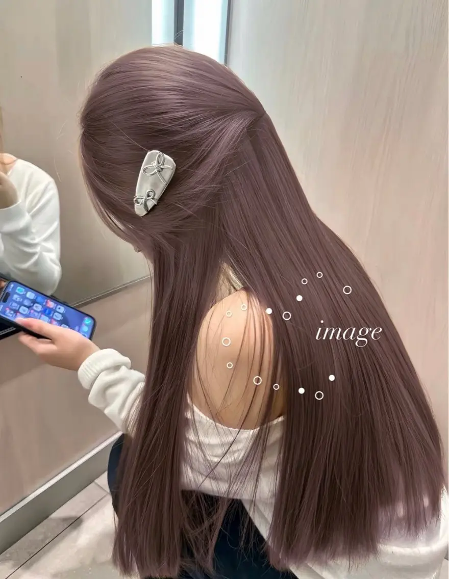 ロング ヘアカラー トリートメント 淡色ラベンダー♡ ニーナ🎀🦙のヘアスタイル
