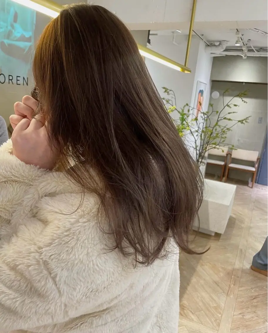 ロング ヘアカラー 似合わせレイヤー ＆縮毛矯正のヘアスタイル