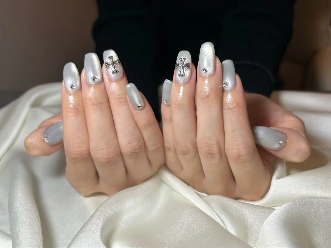 夏休み企画💅10本チップで長さ出し+デザイン❣️見つめていたくなるお爪に💕💕✨✨始めての方も是非‼️の写真