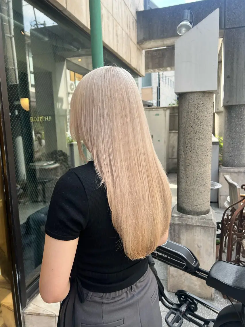 ロング カラー カット ヘアカラー トリートメント 赤みゼロ/透明感 カラー🌿KANTAのヘアスタイル