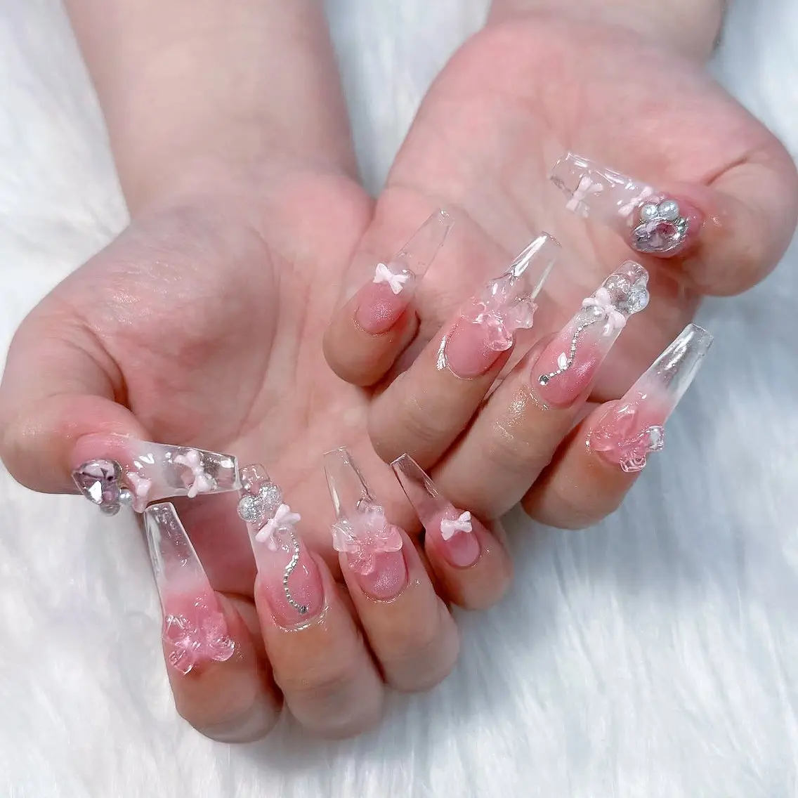ネイル Hin Hana Nailのネイルデザイン