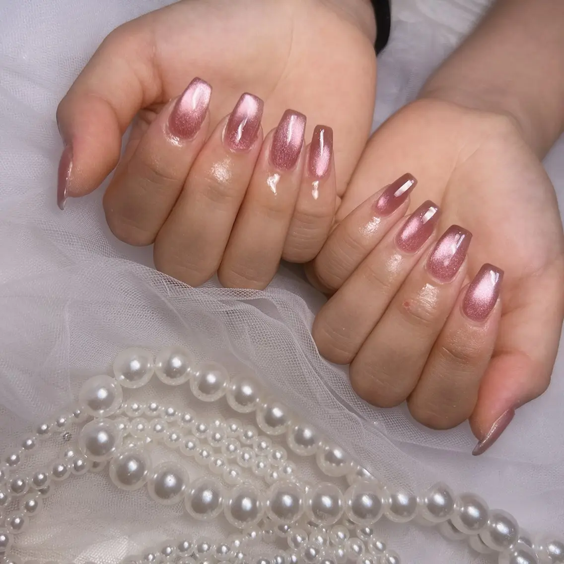 ネイル マグネットネイル Nailsalon Wolverineのネイルデザイン