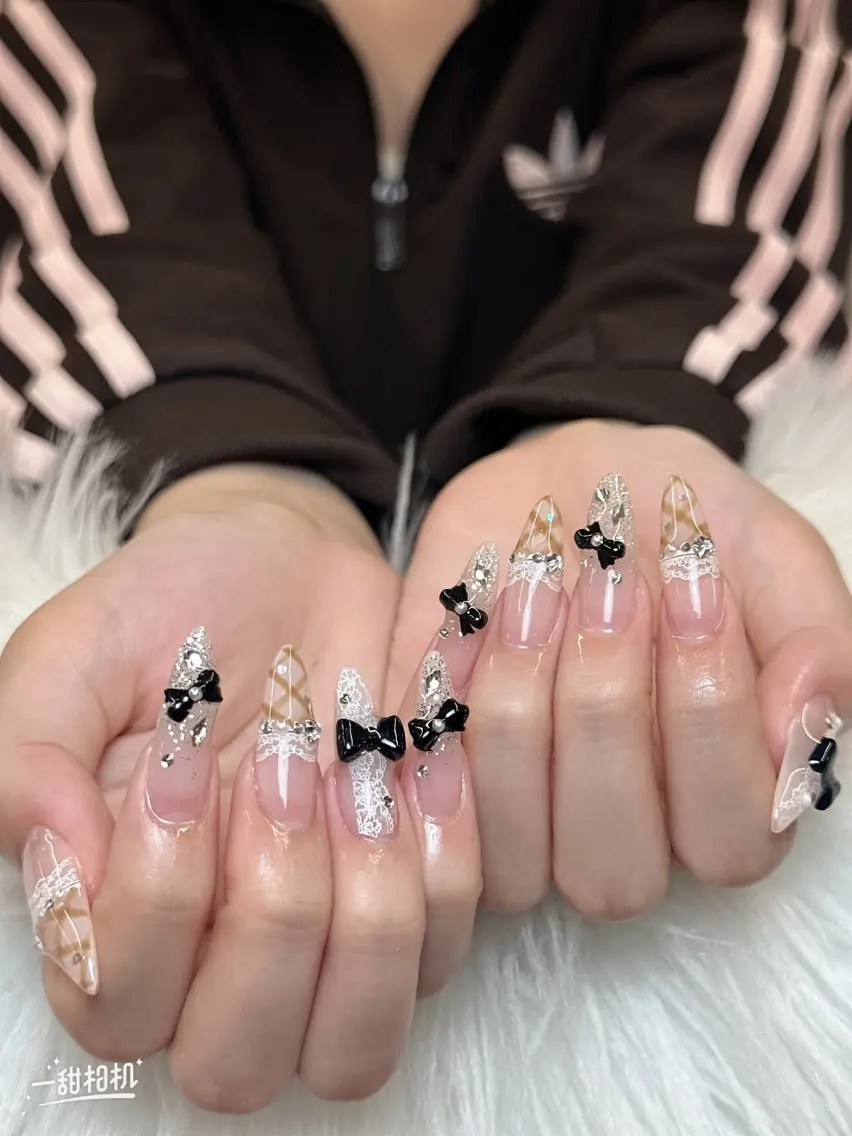 ネイル ハンドネイル lyly ちゃんのネイルデザイン
