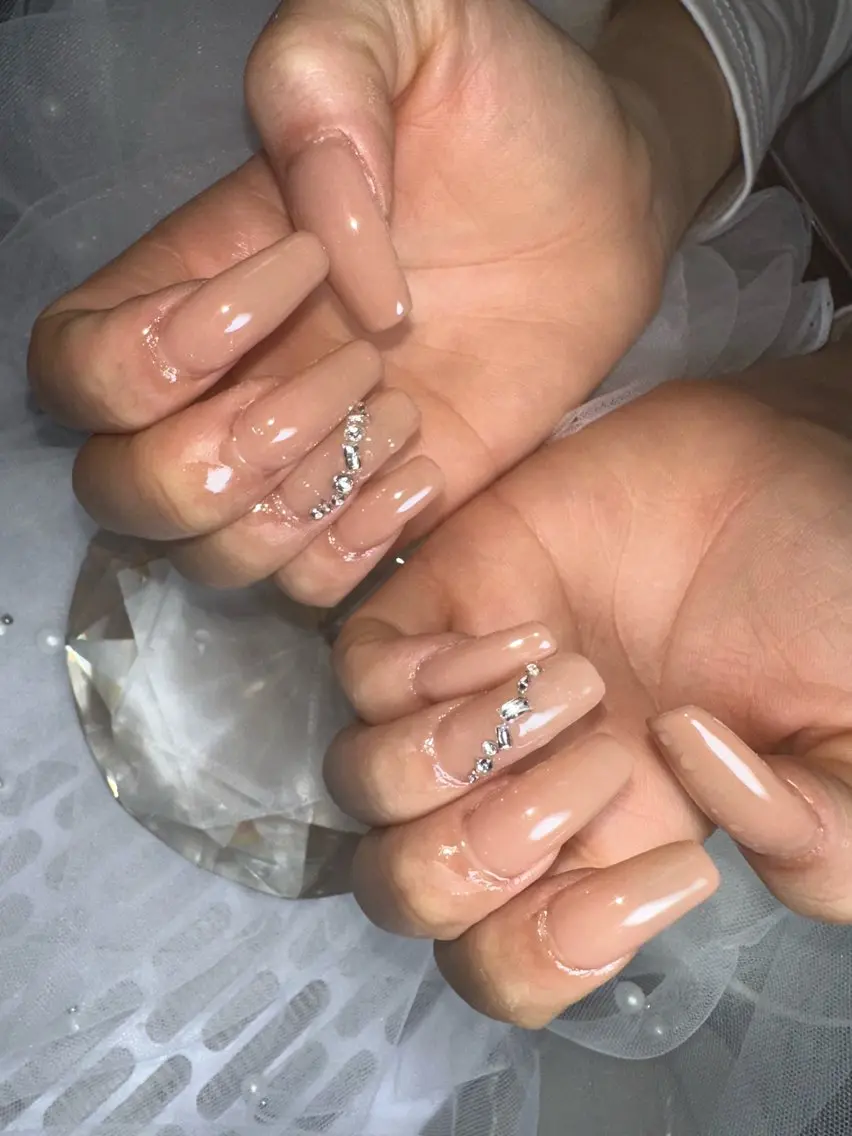 ミディアム ハンドネイル YOKOSUKA NAILS💅✨のネイルデザイン