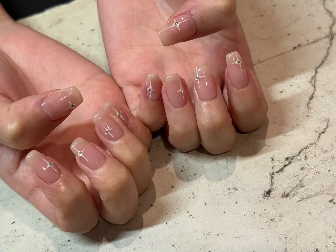 ネイル ハンドネイル 韓国/ワンホン/長さ 出しつけ放題🎀のネイルデザイン
