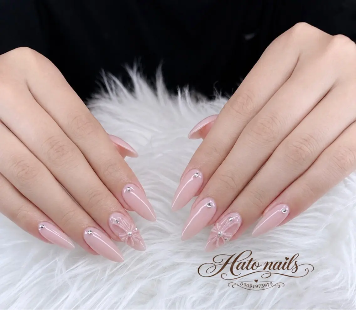 ネイル 長さ出し キラキラネイル 韓国ネイル 持ち込み ピンク Hato Nailsのネイルデザイン