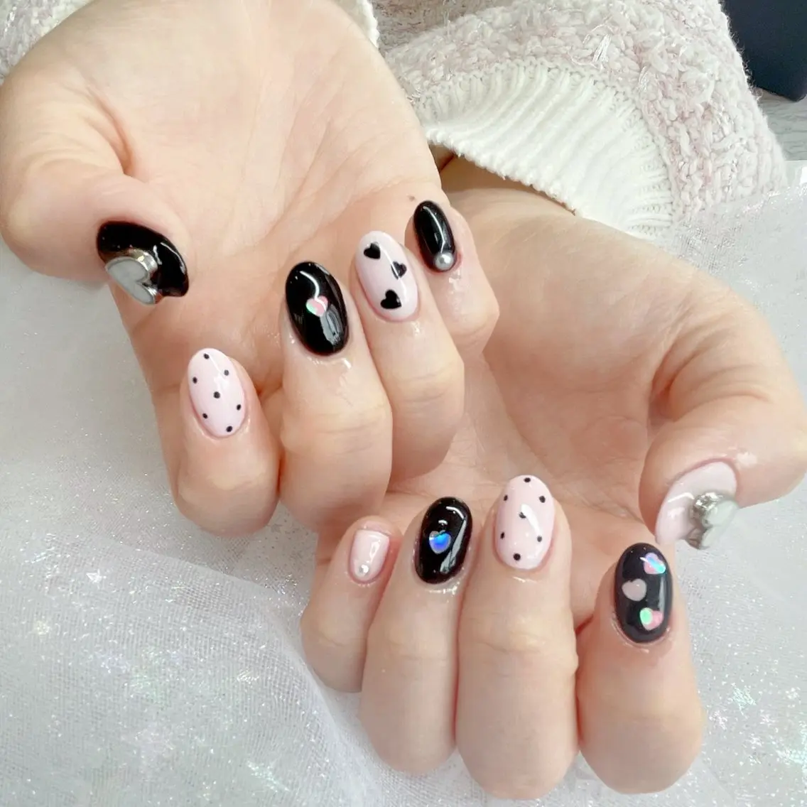 ネイル アートネイル 韓国ネイル 水色 ロングネイル マグネットネイル ハンドネイル ハンドケア NailDemure 【銀座店】のネイルデザイン