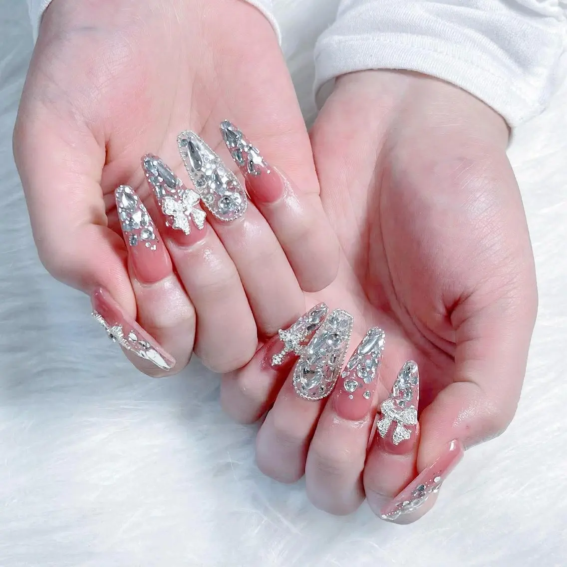 ネイル Hin Hana Nailのネイルデザイン