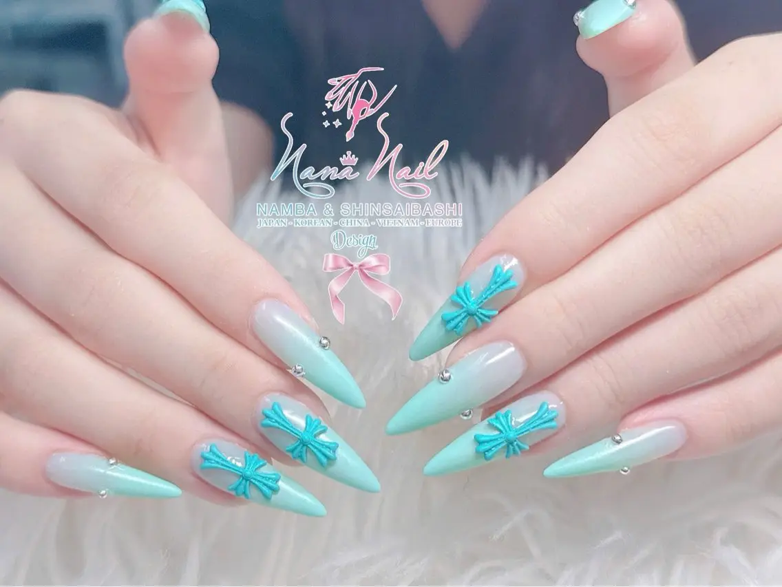 ネイル チークネイル 桜ネイル フラッシュネイル フットネイル ジェルネイル ハンドネイル リナネイル アメ村心斎橋店のネイルデザイン