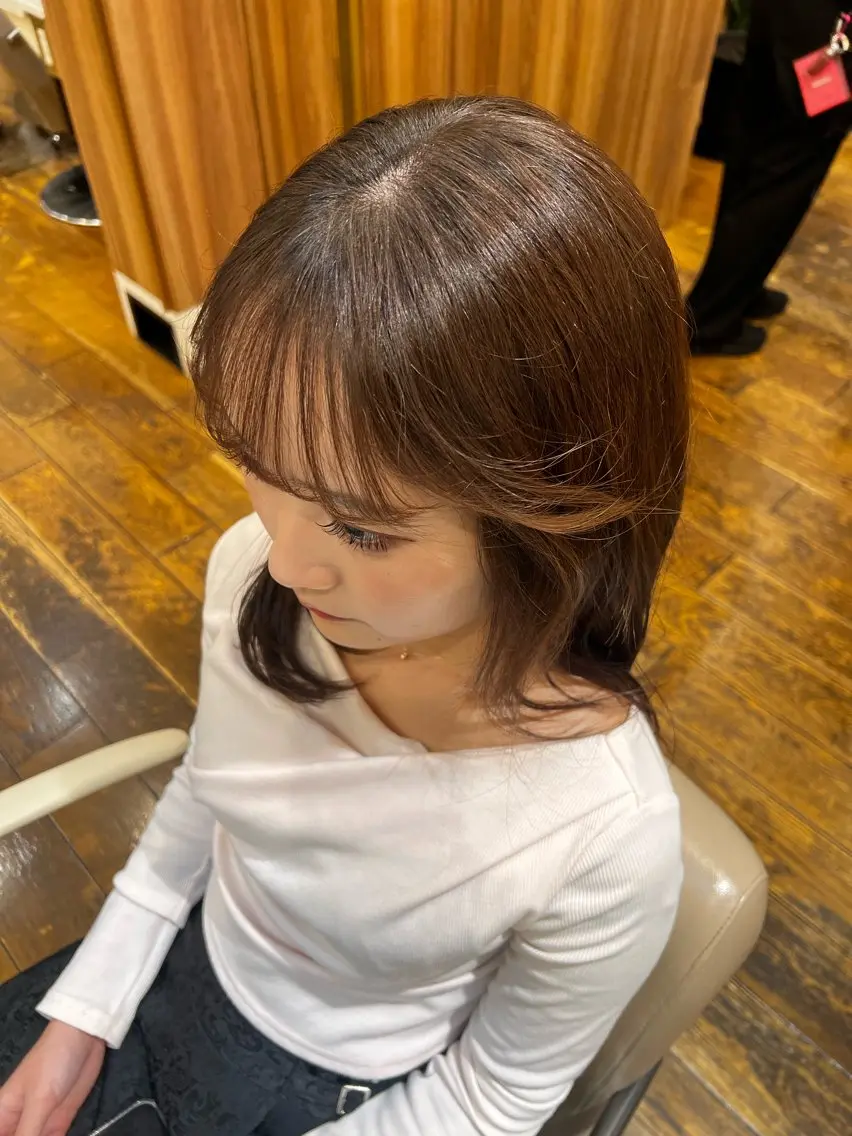 ミディアム ミディアムパーマ パーマ コバヤシ ユメのヘアスタイル