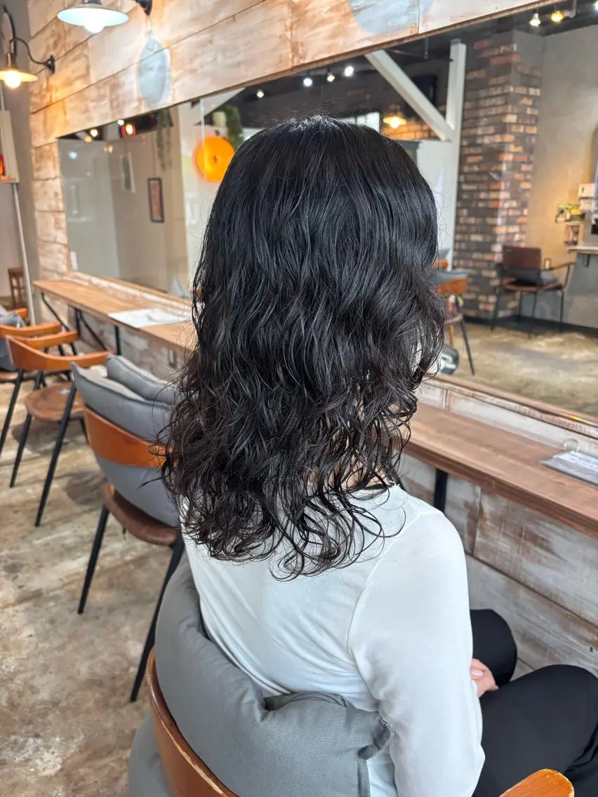 セミロング パーマ カラーモデル募集✨️ YUKI🎀☁️のヘアスタイル