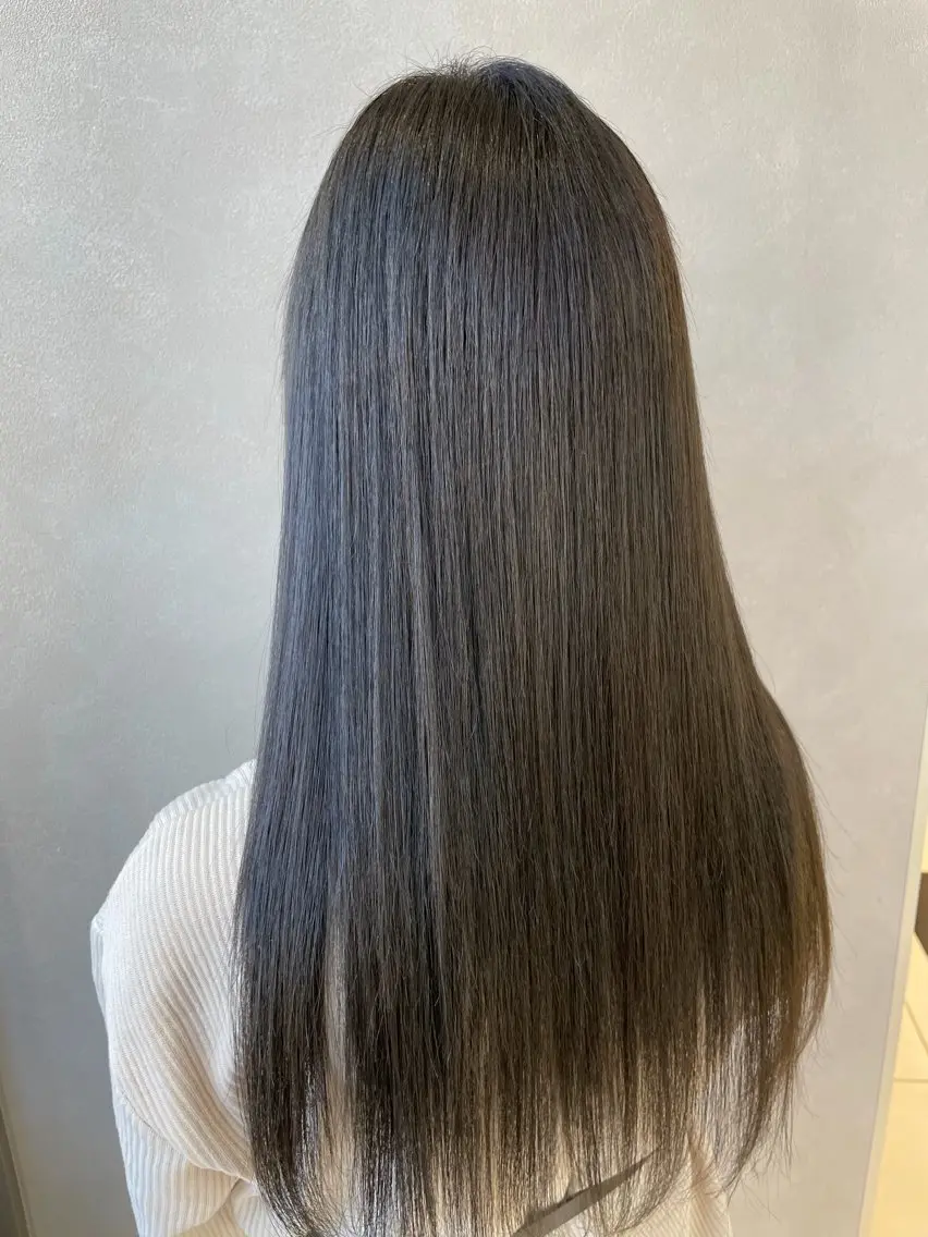 【寒色系透明感カラー】カラーモデルの写真