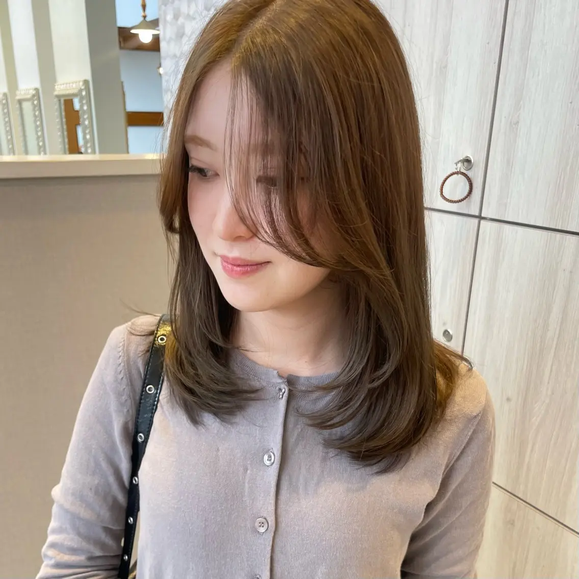 ミディアム カラー nanami 🌼のヘアスタイル