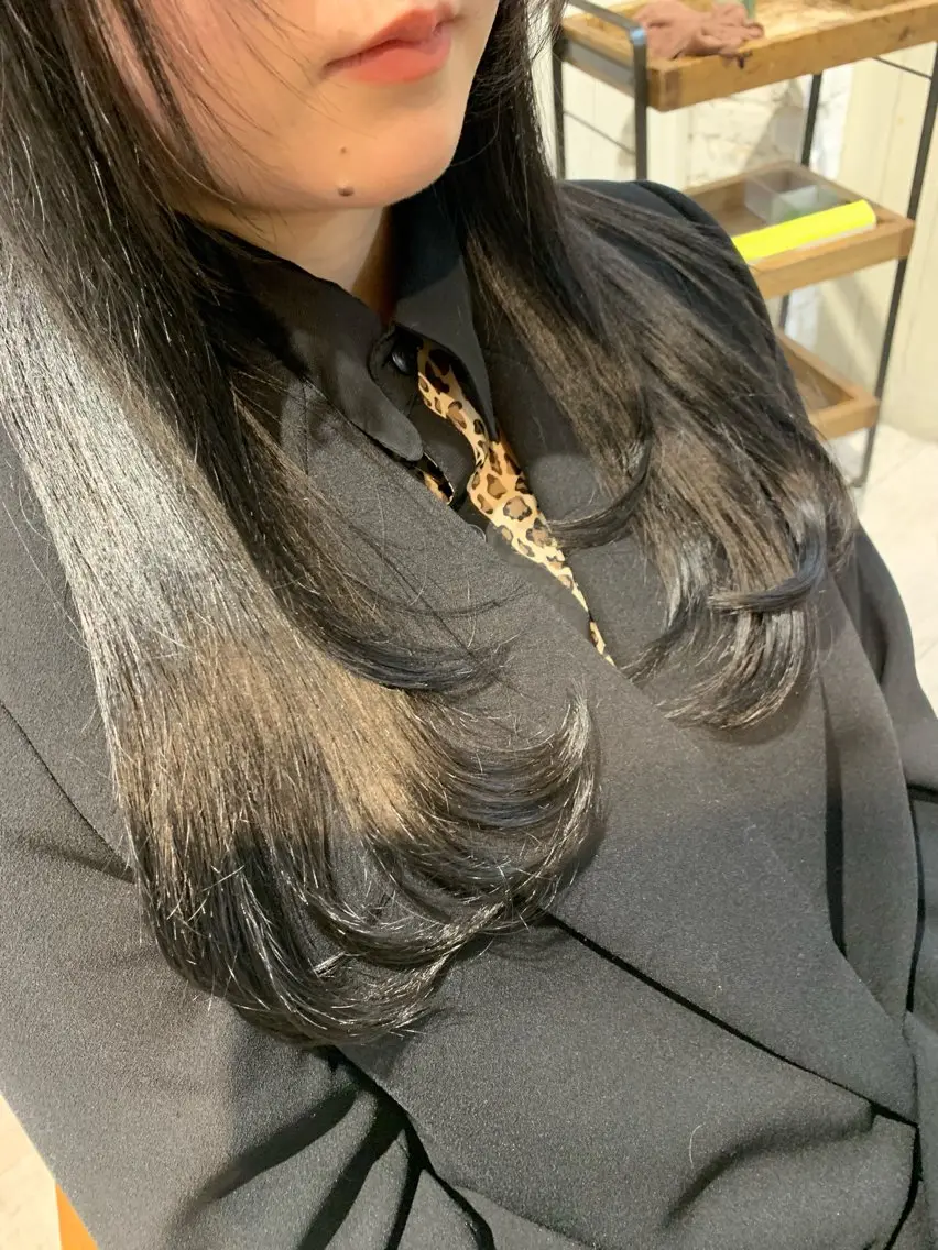 セミロング レイヤーカット カット ヘアカラー トリートメント ✨ハイトーン✨艶髪 ✨髪質改善✨和田のヘアスタイル