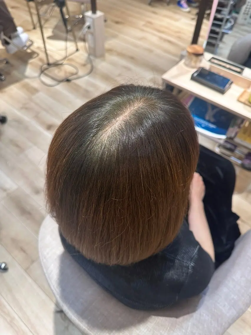 ミディアム ヘアカラー トリートメント 吉崎 明日香のヘアスタイル