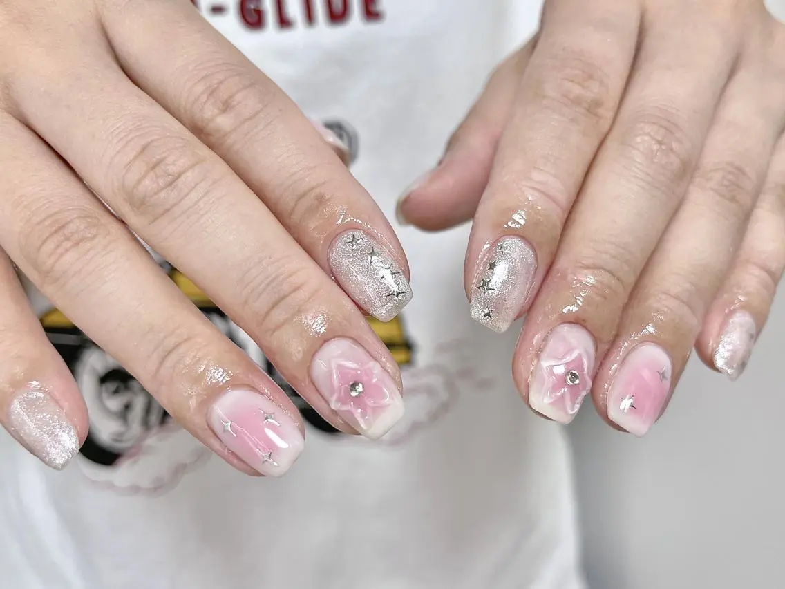 ネイル na🎀🎀na ちゅるちゅるのネイルデザイン