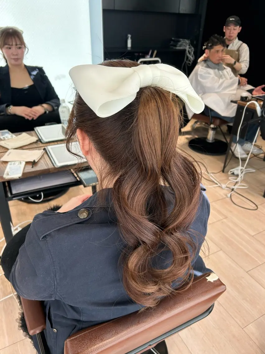 ロング ヘアセット 🎀大竹美侑／顔まわ りカット／レイヤーのヘアスタイル