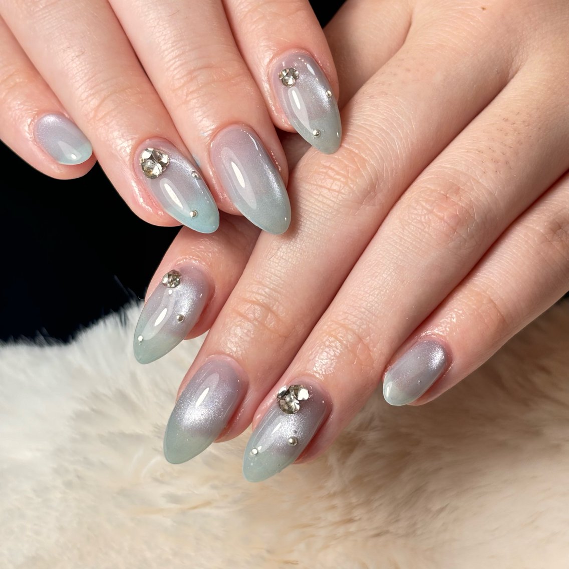 ネイル 桜ネイル 長さ出し フレンチネイル 韓国ネイル マグネットネイル ハンドネイル Kiwami nailsalonのネイルデザイン