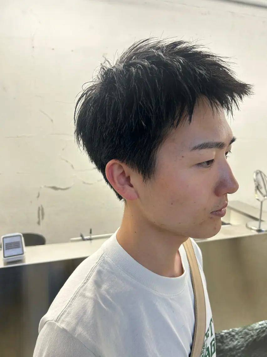 メンズ スパイキーショート 刈り上げ カット Pia ツボイ ケイタのヘアスタイル