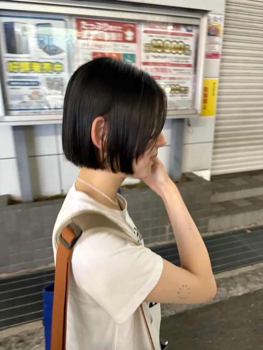 ショート 佃 風子のヘアスタイル