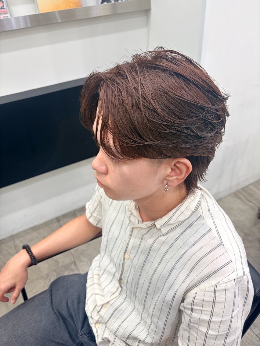 パーマ メンズ センターパート フェザーパーマ メンズパーマ 縮毛矯正 ニュアンスパーマ カット パーマ 静岡 / 毛流れ特化 /メンズヘア/真大のヘアスタイル