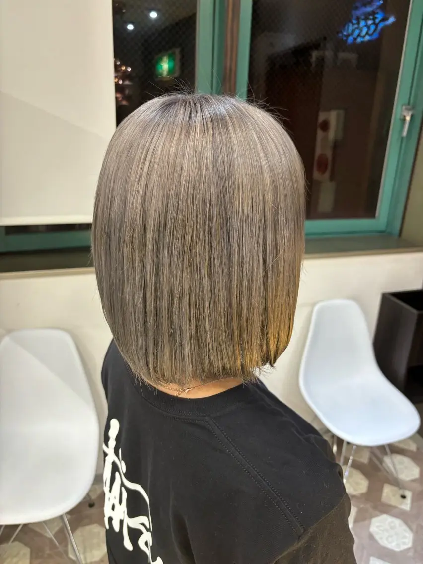 ショート ヘアカラー トリートメント ブリーチなしWカラー ヘアセット菜希のヘアスタイル