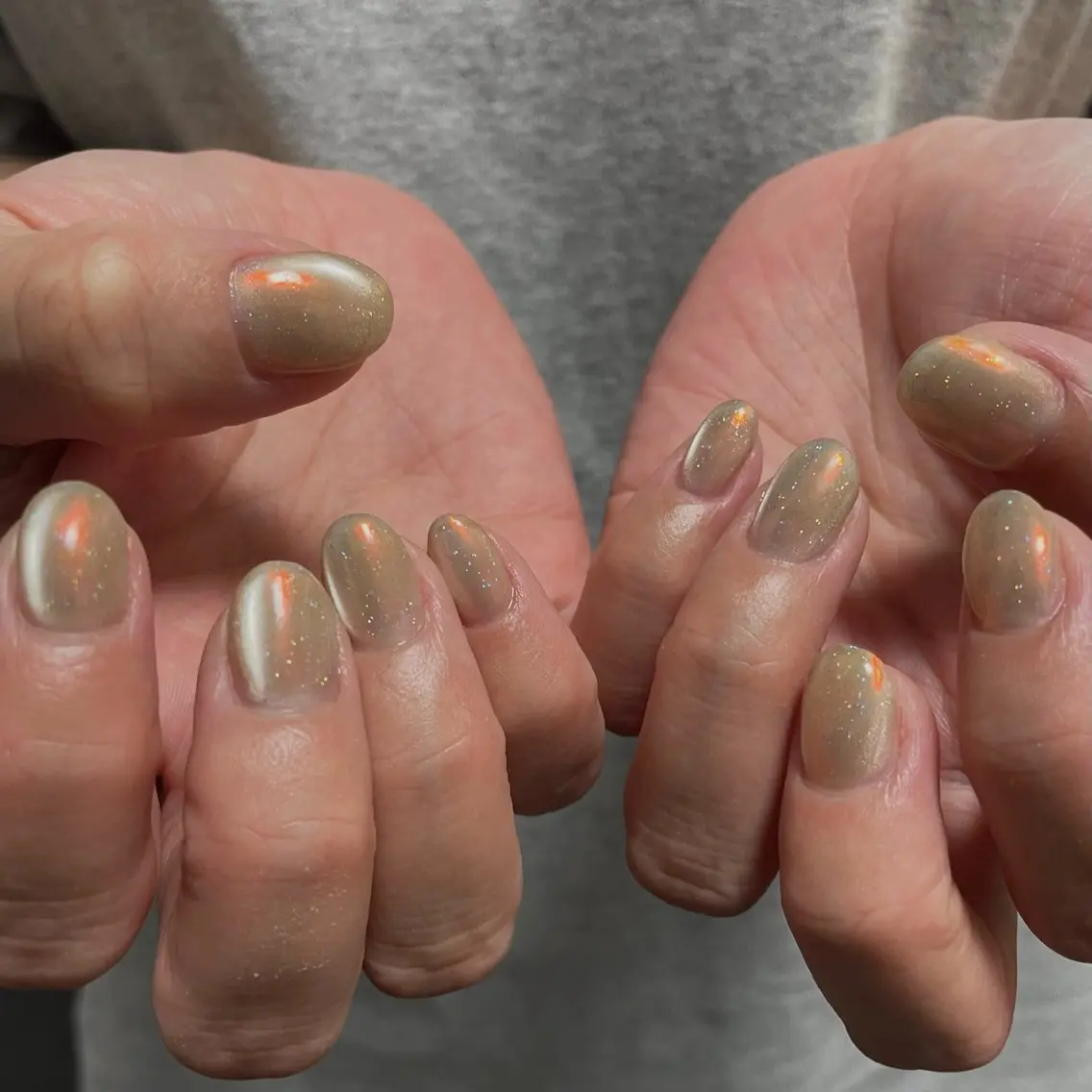 ネイル オーロラネイル フラッシュネイル ジェルネイル ハンドネイル Ann nailのネイルデザイン
