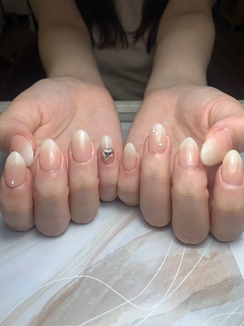 ネイル フレンチネイル ジェルネイル 韓国ネイル マグネットネイル マグネットフレンチ akina nailsのネイルデザイン