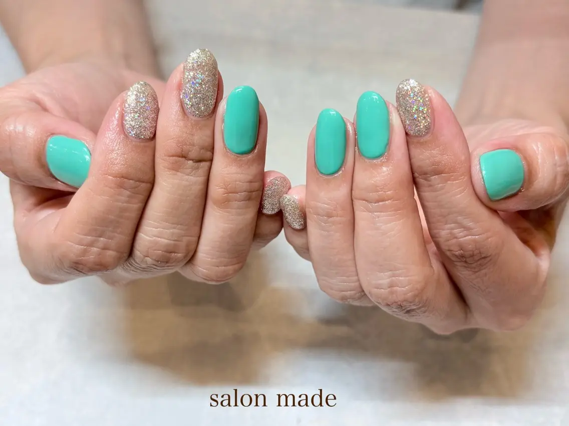 ネイル ラメ(グリッター) ワンカラーネイル salonmadre Rikacoのネイルデザイン
