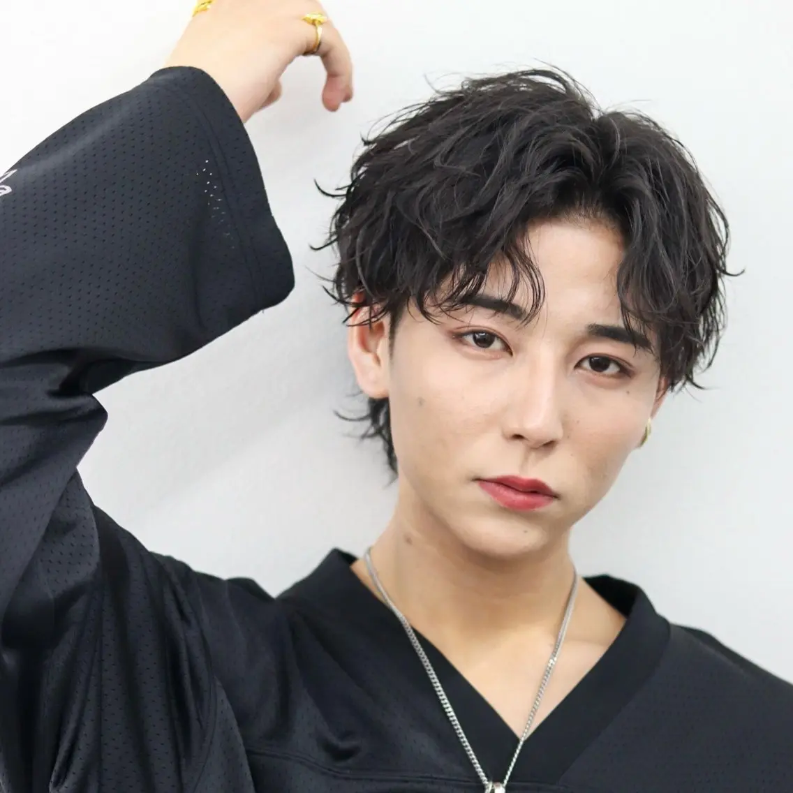 ショート カラー パーマ メンズ カット パーマ 🔥メンズ極🔥韓国 シャドウ/波巻き柿崎のヘアスタイル