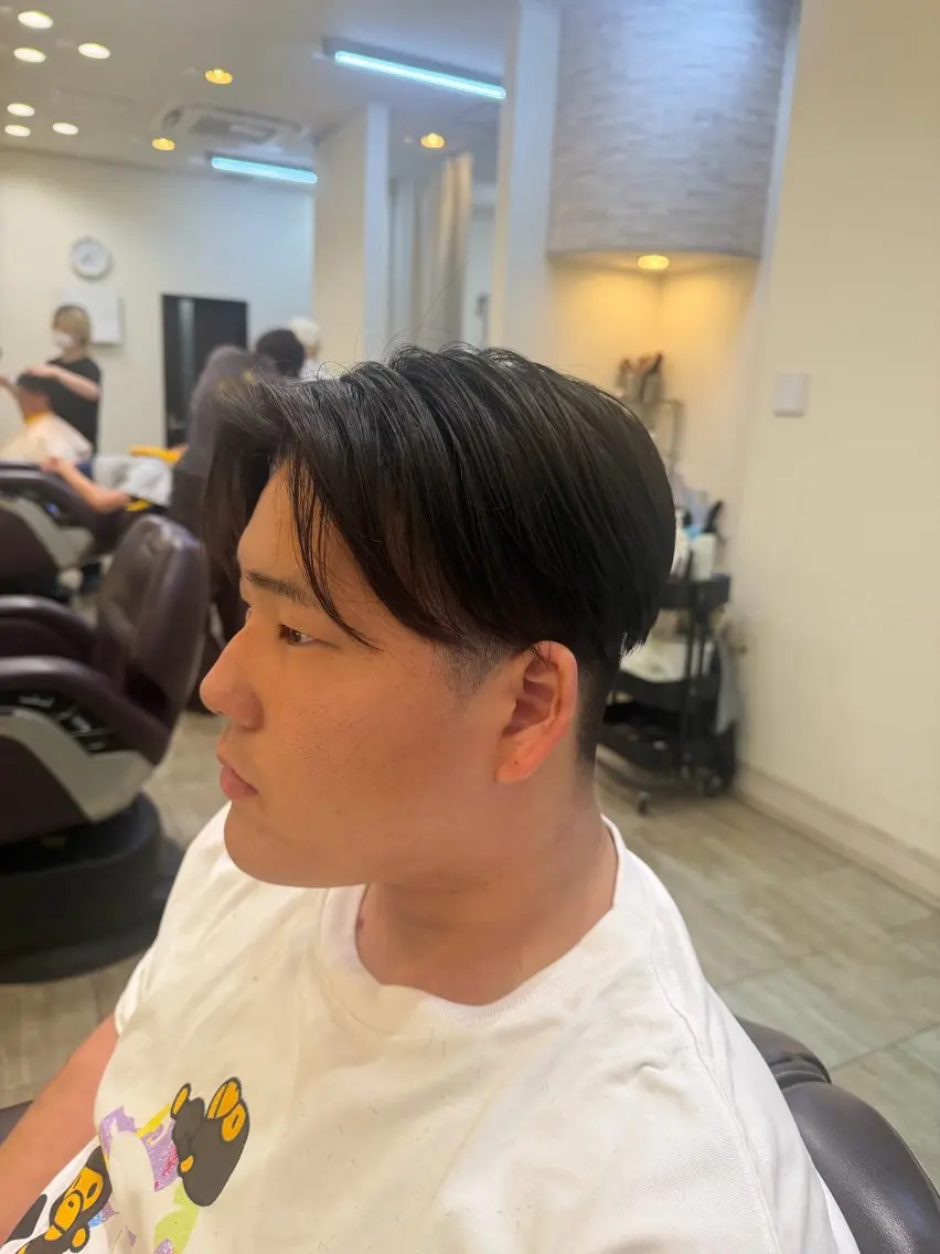メンズ 呉屋 俊介のヘアスタイル