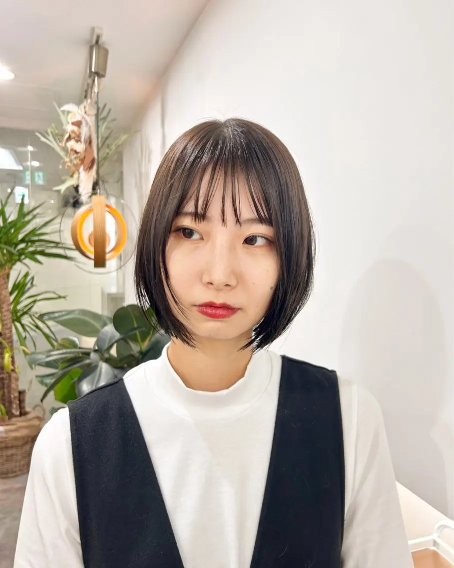 ショート カラー コバヤシ リョウのヘアスタイル