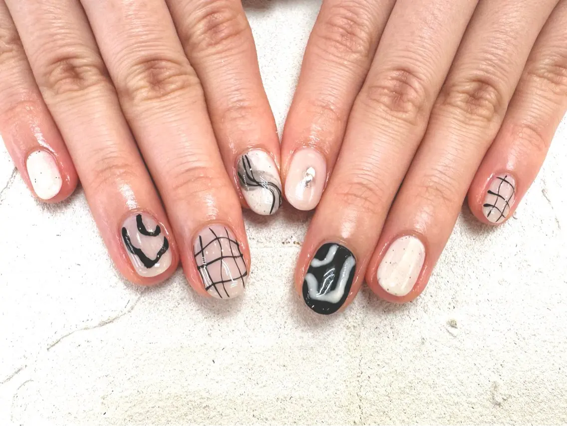 ネイル ニュアンスネイル ハンドネイル ひなの🌻hina nail自宅サロンのネイルデザイン