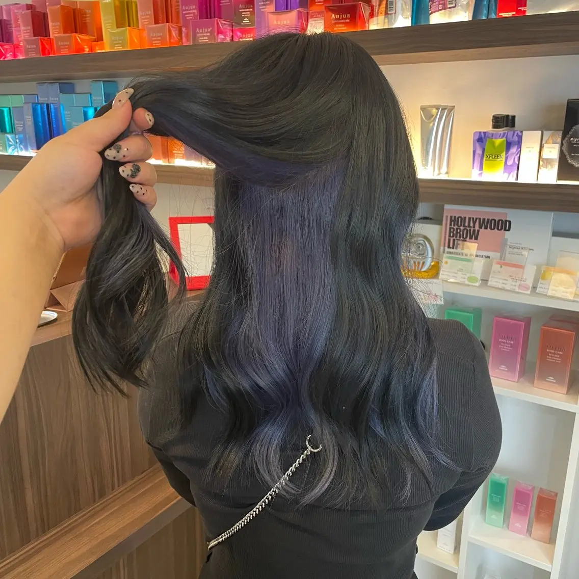 ロング カラー ブルーカラー インナーカラー パープルカラー 川原 飛奈のヘアスタイル