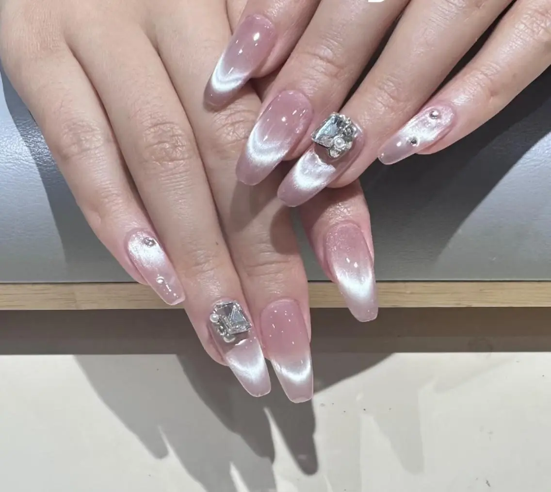 ネイル ハンドネイル エリ🫧 nail池袋東口のネイルデザイン