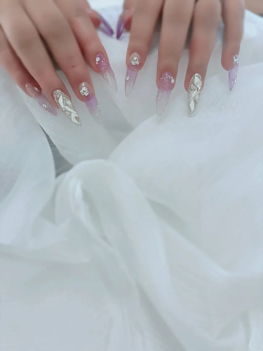 ネイル ハンドネイル ESPOIR Ｎのネイルデザイン