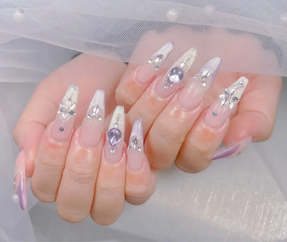 ネイル アートネイル オーロラネイル チークネイル 長さ出し フットネイル Miya _nailのネイルデザイン