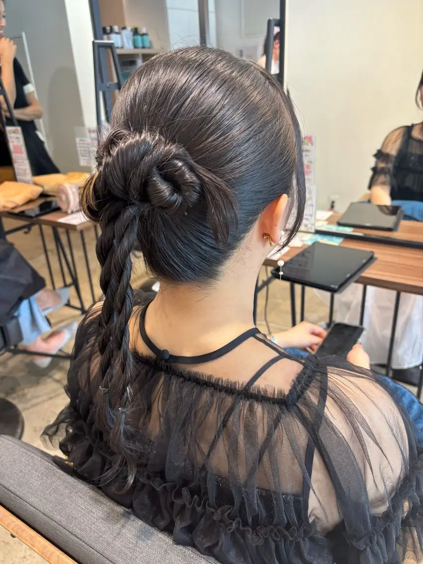 ミディアム ヘアアレンジ ヘアセット 透明感カラー💎 似合わせ/小由葵のヘアスタイル